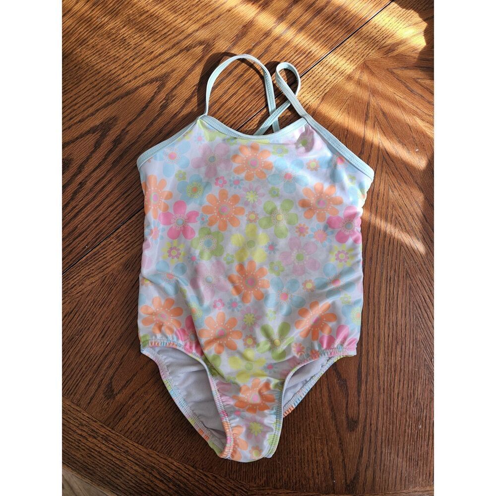 GIRLS SIZE 5t ONE‎ PIECE SWIM SUIT—WONDER NATION .